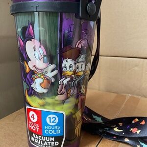 Disney parks Halloween tumbler hot / cold